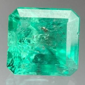 ［天然エメラルド0.868ct］U 約5.3×5.0mmルース 裸石 宝石 ジュエリー emerald beryl ベリル jewelry BD4/BD4