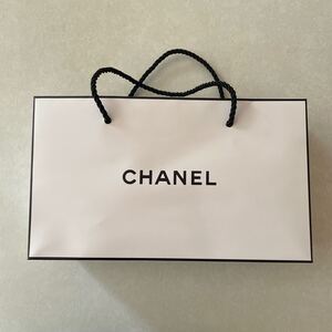 送料無料　シャネル　ショッパー　紙袋　 CHANEL ショップ袋　 ブランド紙袋　 ホワイト