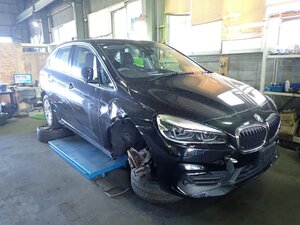 4UPJ-15949997］BMW 218i アクティブツアラー 6S15 部品販売 カットボディ コアサポート フェンダー ガラス ボンネット ドア 内装 外装