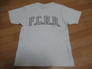 ★1061 soph ソフ×F.C.Real Bristol ブリストル白レターTシャツS