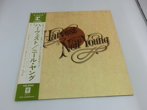 T【1o-61】【80サイズ】▲LP/Neil Young ニール・ヤング Harvest ハーヴェスト/P-10121R/※シミ パッケージ傷み有