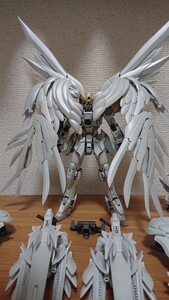 海外製プラモデル ウイングガンダム スノーホワイトプレリュード ジャンク