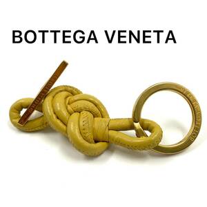 【美品】BOTTEGAVENETA ボッテガヴェネタ ノット キーリング キーホルダー トライアングル ゴールド金具 イエロー