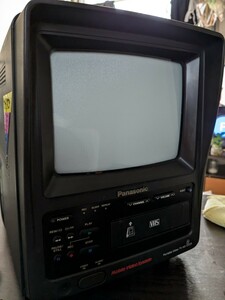 パナソニック Panasonic AG-8CR ポータブル VHS ビデオテレビ ブラウン管 当時物 (通電OK)