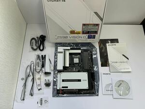 GIGABYTE Z590 VISION D 美品！LGA1200 マザーボード　ATX ギガバイト