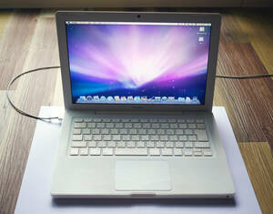 MacBook MB061J/B Core2Duo 2.0GHz メモリ1GB HDD80GB 13.3inch（1280×800） 10.5.8 ★ 中古動作品