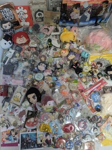 アニメ 漫画 コミック グッズ まとめ いろいろ 大量 名探偵コナン 刀剣乱舞 鬼滅の刃 他 ぬいぐるみ 缶バッジ キーホルダー アクスタ 等