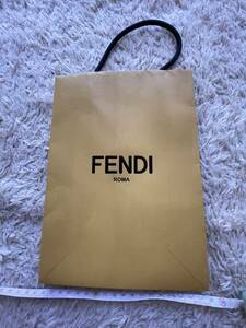 USED・FENDI・ショップバック・サイズ18ｃｍ×25ｃｍ×8ｃｍ・150円