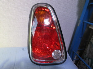 ⑩ ＢＭＷ　ＭＩＮＩ　テールランプ左　R50　63 21 7 166 955