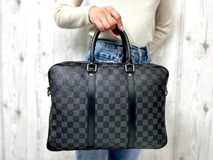 極美品 LOUIS VUITTON ルイヴィトン ダミエグラフィット ポルトドキュマンヴォワヤージュ PDV ビジネス バッグ N41478 黒A4可メンズ 80096Y