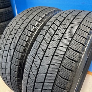 【2021年製造】　215/60R17　ブリヂストン　BLIZZAK VRX3　スタッドレスタイヤ　215/60/17　2本　【来店交換も大歓迎】　215-60-17