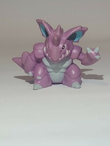 ニドキング　フィギュア　初期　ポケモン　キーホルダー　グッズ　ポケットモンスター　当時物　おもちゃ　ソフビ 指人形　Nintendo 任天堂