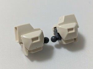 同梱送料120円　HG　1/144　ネモ　デザートカラー　肩パーツ　ガンプラ　ジャンク