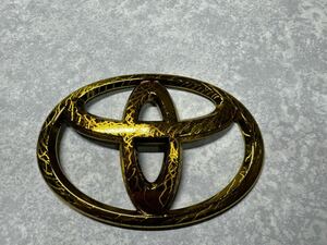 TOYOTAエンブレム　13cm CandyGOLD／no.0091