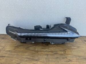 美品 磨く済み レクサス LEXUS AYZ10 右フロントスモールランプASSY 81620-78060 KOITO78-13