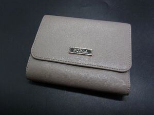 ■美品■ FURLA フルラ レザー 二つ折り 財布 ウォレット 札入れ 小銭入れ レディース グレージュ系 DH1542