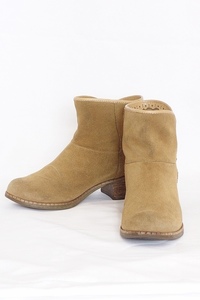 W*アグ UGG スエード　ショートブーツ　ブーティ 22.0㎝ キャメル系 ok4206176809