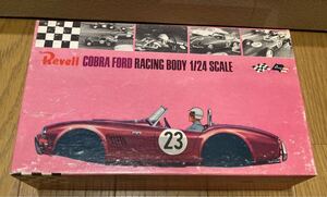 COBRA FORD Revell スロットカー　ボディ1/24 レベル