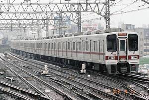 フィルム　鉄道写真　東武鉄道　30000系　Lサイズ