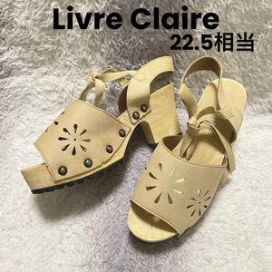 s197j Livre Claire ストラップサンダル パンチングデザイン