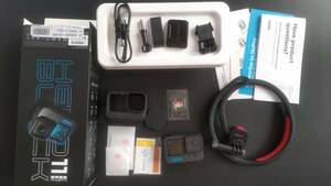 美品　GoPro HERO11 Black CHDHX-112-FW　24年9月末購入　12月末まで購入店保証有り