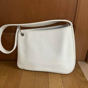 エルメス　HERMES ショルダーバッグ レザー　白