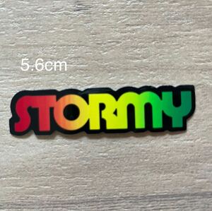 13【STORMY ストーミー】ステッカー グラデーション シール 5.6cm スケボー スケートボード 赤×黄×緑