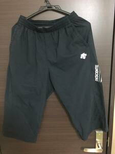 DESCENTE デサント ナイロン ハーフパンツ Ｌサイズ 黒（USED） ～サッカー、フットサル、ランニング、スポーツ、部活、移動着～ 