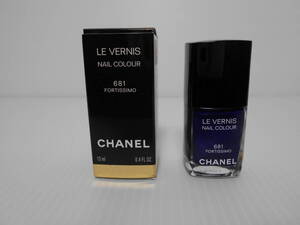 CHANEL シャネル　ヴェルニ　681 フォルティッシモ　マニキュア ネイルカラー