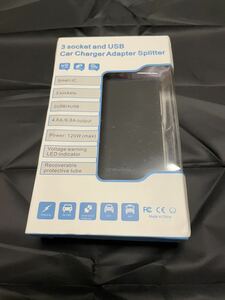 シガーソケット 4usb 3連ソケット 車載充電　新品未使用品　A003