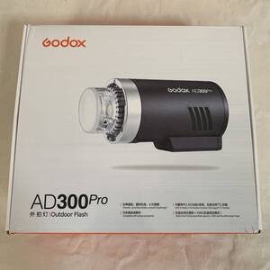 【中古品】Y482◆Godox AD300Pro 300W 3000-6000K LEDモデリングランプ 1/8000 HSS 2.4G フラッシュ ストロボ ライト◆