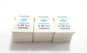 新春セール★FlashAir 8GB 30枚組 W-03 Wireless LAN TOSHIBA★中古動作品