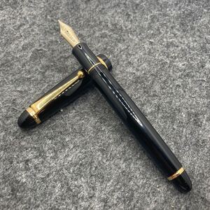 PE275□PILOT パイロット 万年筆 CUSTOM カスタム 743 ブラック×ゴールド ペン先 14K 585 B 筆記未確認 状態良好