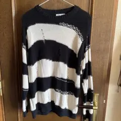 ZARA ニットセーター 黒・白 ストライプ穴あき