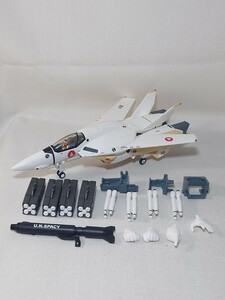 やまと　1/60　完全変形　 超時空要塞マクロス　 VF-1A バルキリー　柿崎機　TV版