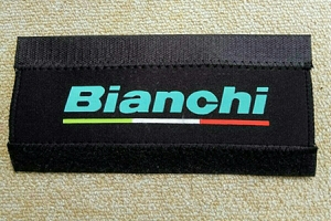 【新品】 チェーンステー プロテクター カバー 　ビアンキ BIANCHI 　【送料最安110円！】