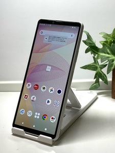 良品 Xperia 10 III SO-52B ホワイト★ docomo SIMフリー バッテリー良好表示 スマホ本体 A6362