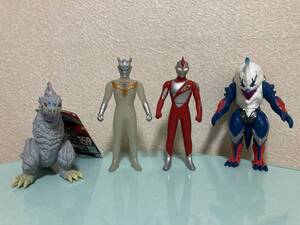 ウルトラヒーロー 怪獣 シリーズ メツオーガ シャイニングウルトラマンゼロ 変身時発光ver. ナムコ ナイス ガッツガンナー・ガルム ソフビ