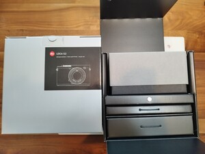 Leica ライカ Q2 元箱　マニュアル　保証書、カメラ有りません