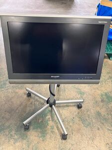 中古 カラオケモニター(シャープ液晶カラーテレビ 　LC-H2050)、モニタースタンド　1組