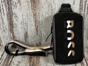 ヒューゴ ボス　BOSS　ショルダーバック　ボディバッグ　ブラック