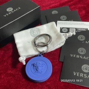 美品 VERSACE ヴェルサーチ メドゥーサ エア タグ キーリング キーホルダー 小物 箱付き