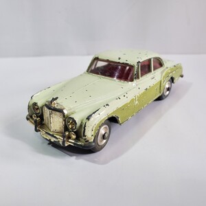 CORGI コーギー 1/43「BENTLEY CONTINENTAL SPORTS SALOON」ベントレーコンチネンタルスポーツサルーン 白/緑 英製 中古 キズ有り 777