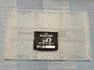 ★ FUJIFILM xD-Pictureカード★ xDピクチャーカード メモリーカード　M １GB 富士フイルム 収納ケース付き