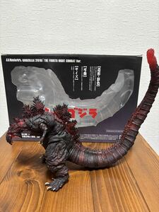 送料無料S.H.Monsterarts シン・ゴジラ(2016)　夜間戦闘ver.