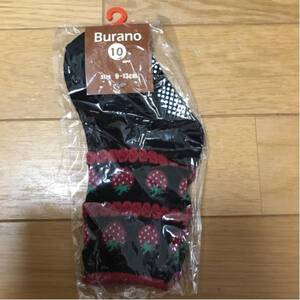 新品未使用　Burano イチゴ柄靴下 9～13cm 黒