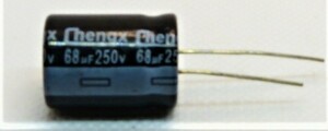 電解コンデンサ 250v 68μF 105°C 1個（250v 68uf）