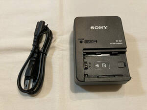 【美品】SONY バッテリーチャージャー BC-QZ1