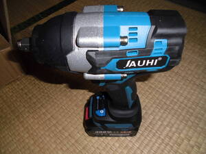 ♪ 超強力1800N.M ♪ JAUHI 1/2 ♪ブラシレス電動インパクトレンチ ♪ 即決は充電器・588Vfバッテリー２個付♪処分価格