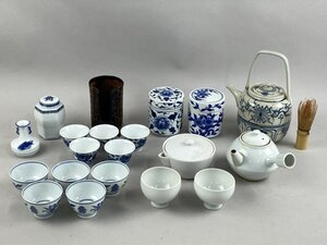 ab705 茶器 まとめて 20点 染付 安南 煎茶碗 湯呑 急須 水注 茶入 碗筒 平安 春峰 白鳳 道八 在銘 煎茶道具